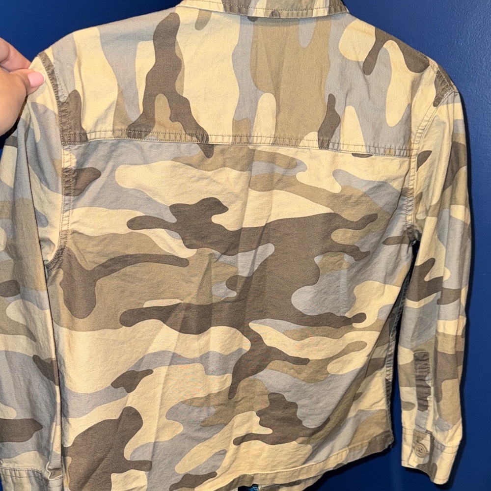 Gap Kids- Kids Camouflage Button-Up Shacket Size Large (10) - Picture 11 of 12